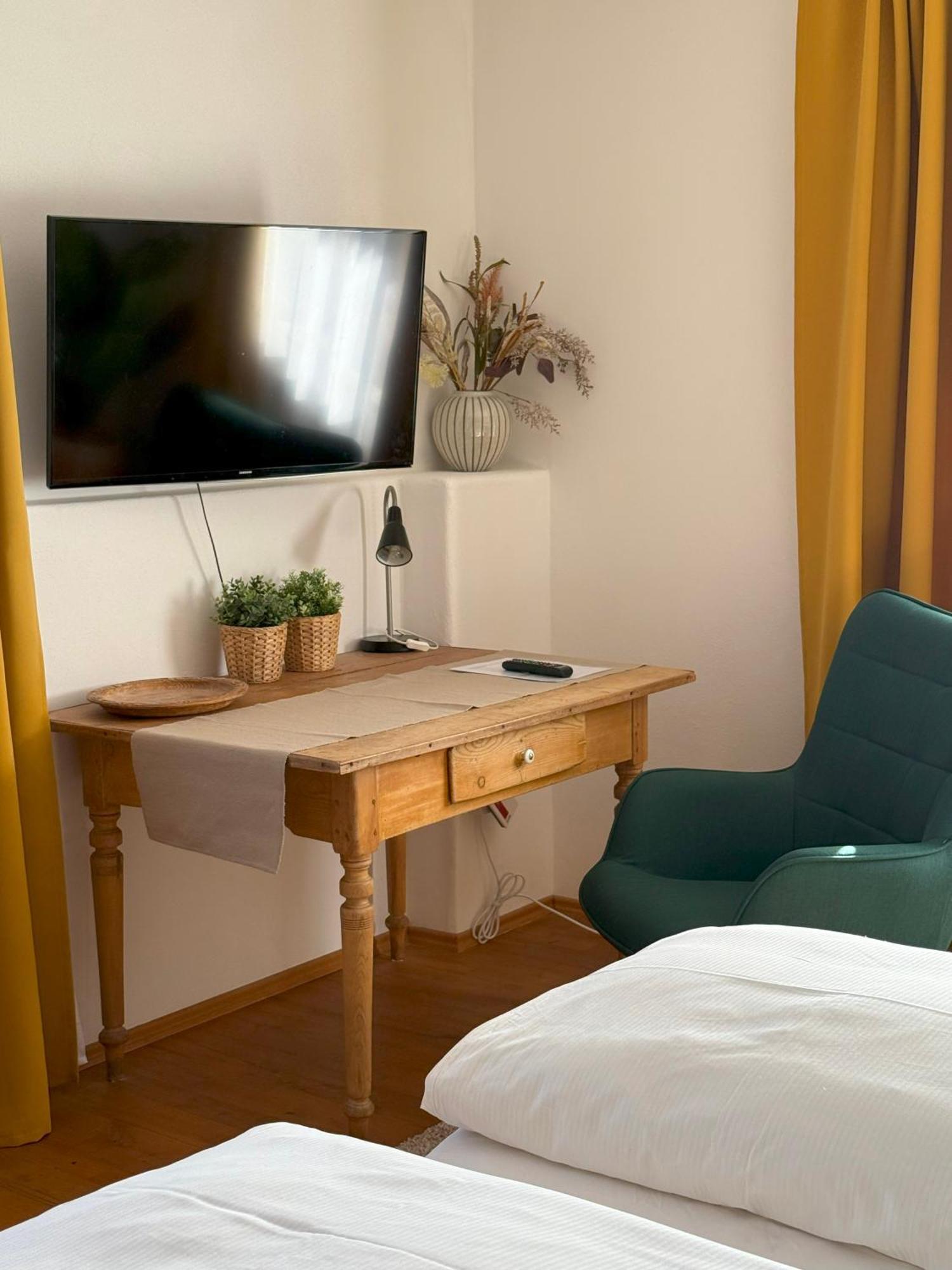 Fe Wo Brunnen - 120 Qm - Ruhige Lage - Viel Natur- Komfortabel - Grosser Balkon Und Garten Мемминген Экстерьер фото