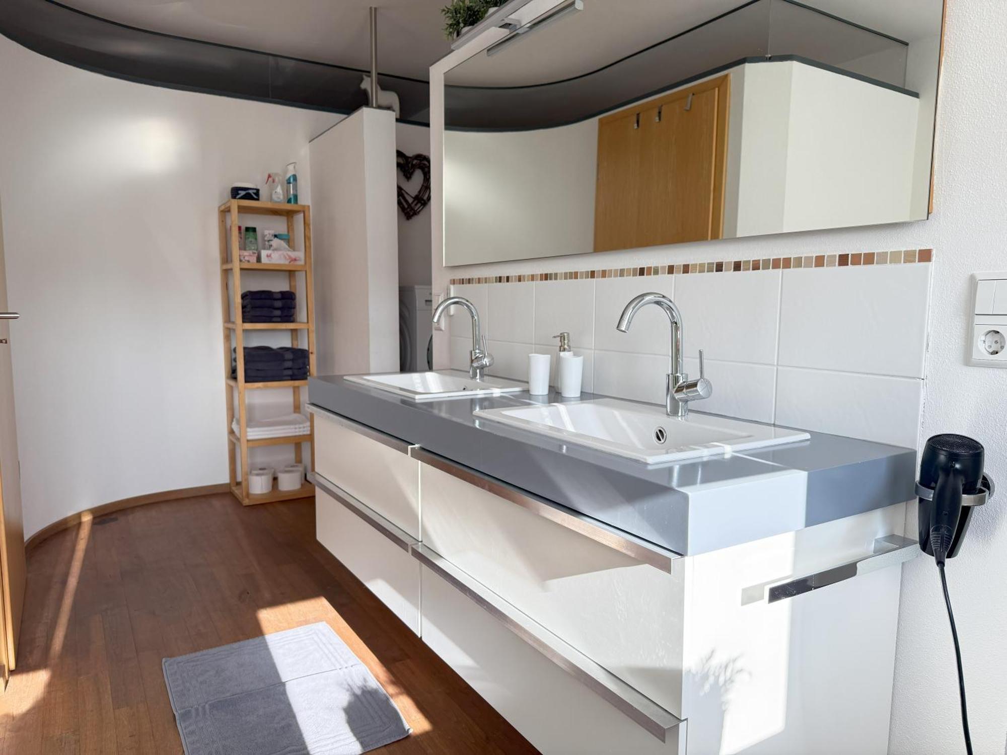 Fe Wo Brunnen - 120 Qm - Ruhige Lage - Viel Natur- Komfortabel - Grosser Balkon Und Garten Мемминген Экстерьер фото