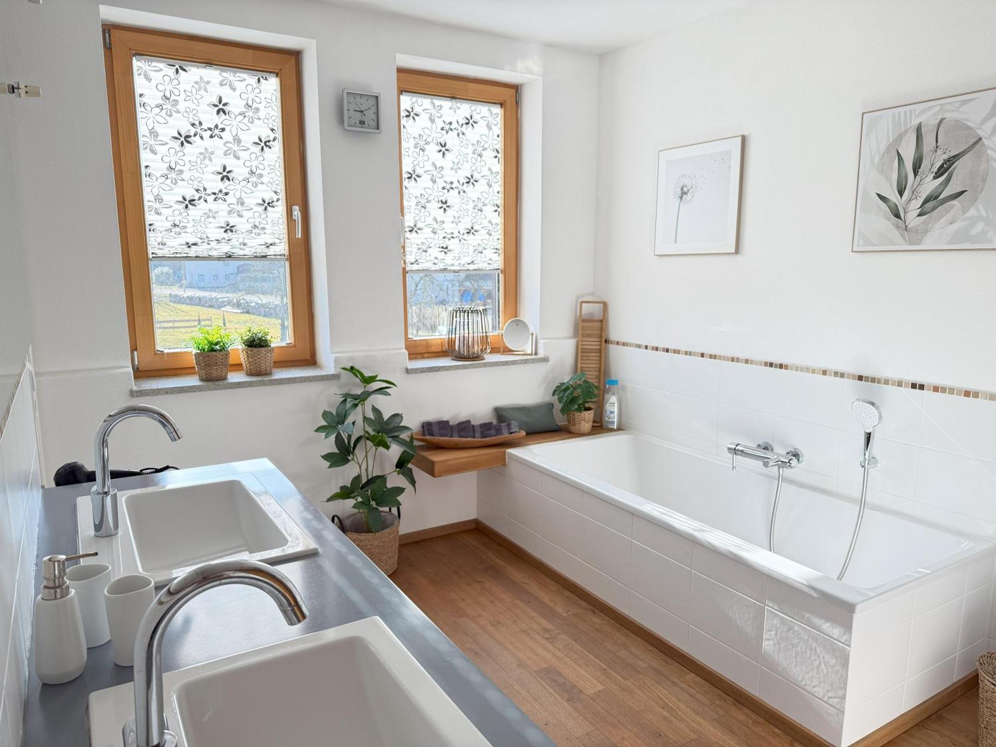 Fe Wo Brunnen - 120 Qm - Ruhige Lage - Viel Natur- Komfortabel - Grosser Balkon Und Garten Мемминген Экстерьер фото